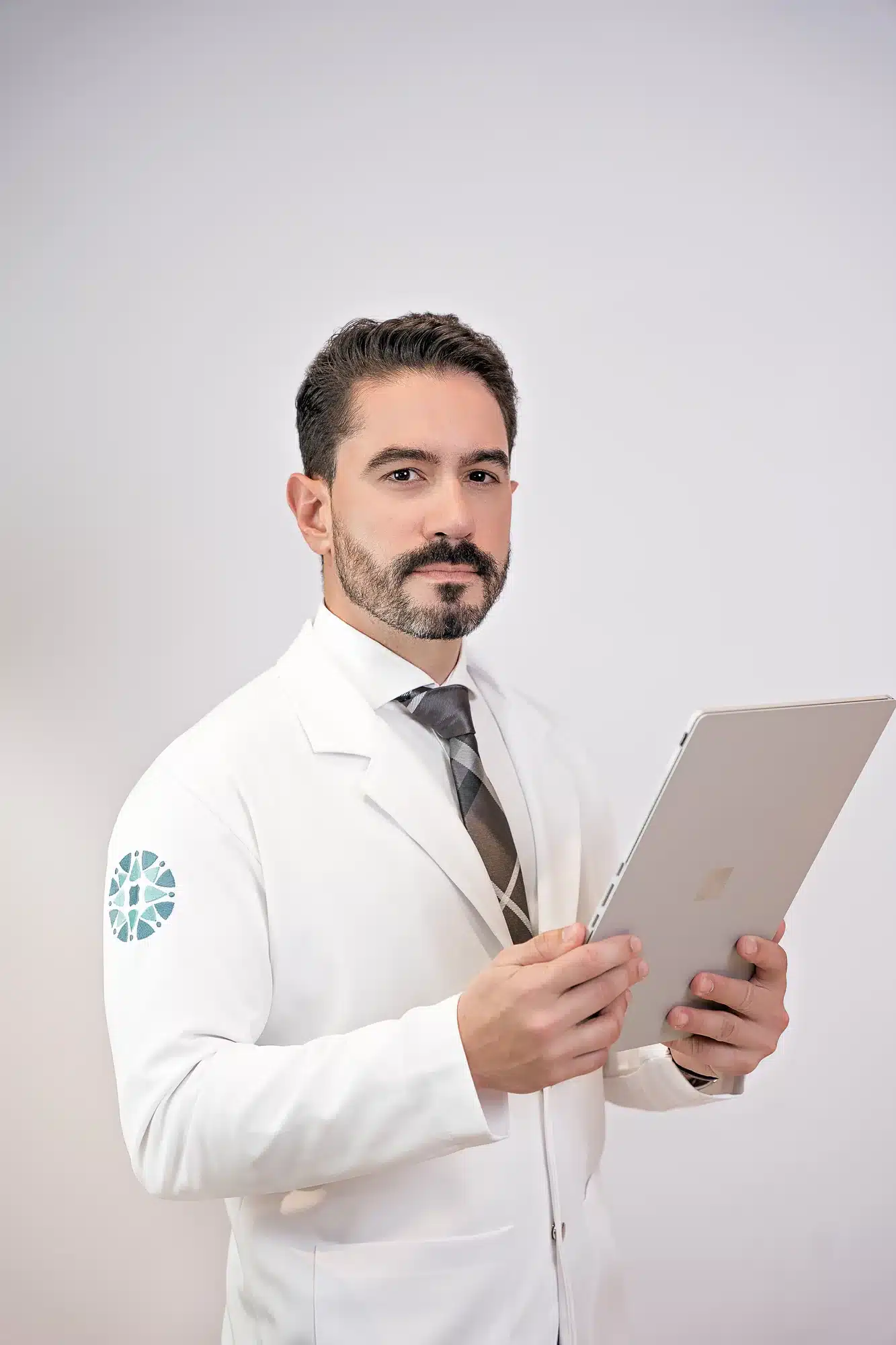 Dr. Rodrigo Barbosa, Cirurgião do Aparelho Digestivo, Cirurgião Geral, Coloproctologista — ostomia
